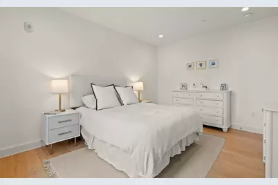 38 P St #1, Boston, MA 02127 - Photo 12