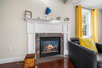 10 Egan Ave, Worcester, MA 01604 - Photo 4
