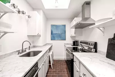 277 Beacon St #4A, Boston, MA 02116 - Photo 6