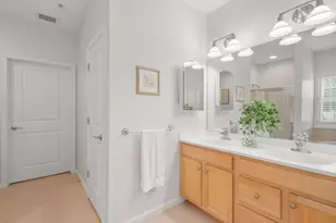 132 Clocktower Dr, Waltham, MA 02452 - Photo 14
