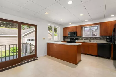 43 Laconia Rd, Worcester, MA 01609 - Photo 10
