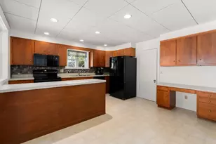 43 Laconia Rd, Worcester, MA 01609 - Photo 10