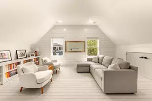 13 Grand View Ave, Somerville, MA 02143 - Photo 12
