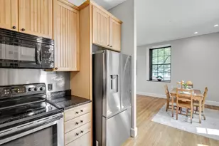100 Commandants Wy, Chelsea, MA 02150 - Photo 18