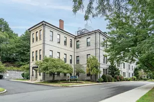 100 Commandants Wy, Chelsea, MA 02150 - Photo 2