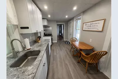 38-40 School St #40-2, Middleborough, MA 02346 - Photo 8