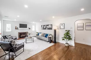 78 Windemere Cir, Braintree, MA 02184 - Photo 4