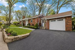 78 Windemere Cir, Braintree, MA 02184 - Photo 1