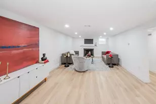 78 Windemere Cir, Braintree, MA 02184 - Photo 14