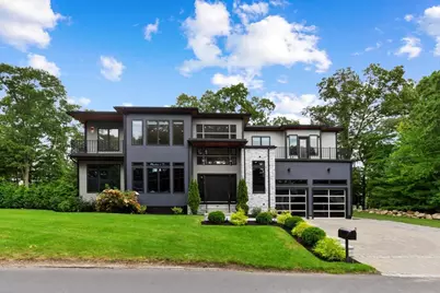 8 Jonathan Road, Burlington, MA 01803 - Photo 2