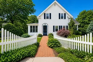 107 Summer St, Franklin, MA 02038 - Photo 2