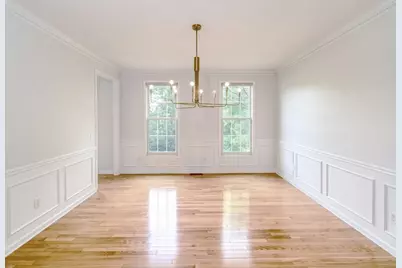 5 Bay Farm Ln, Grafton, MA 01560 - Photo 12