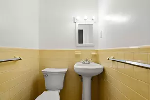 190 Pleasant St, Winthrop, MA 02152 - Photo 14