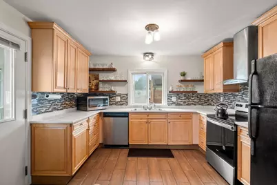 190 Pleasant St, Winthrop, MA 02152 - Photo 4