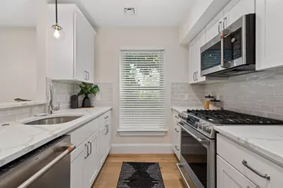 29 Ward St #103, Boston, MA 02127 - Photo 6