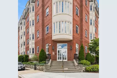 120 Wyllis Avenue #104, Everett, MA 02149 - Photo 2