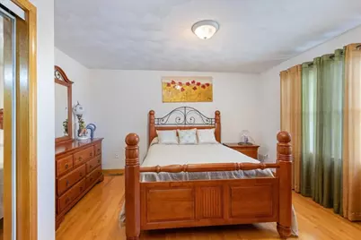 8 Hunter Ave, Methuen, MA 01844 - Photo 16