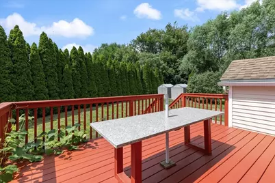 8 Hunter Ave, Methuen, MA 01844 - Photo 24