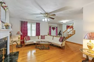 8 Hunter Ave, Methuen, MA 01844 - Photo 4