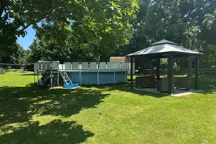 49 Bakerville Rd, Dartmouth, MA 02748 - Photo 4