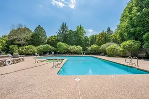 439c Dedham St, Newton, MA 02459 - Photo 26