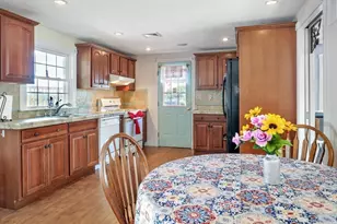 5 Seminole Ave, Weymouth, MA 02188 - Photo 16