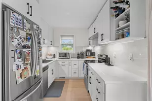 225 Page St, Avon, MA 02322 - Photo 12