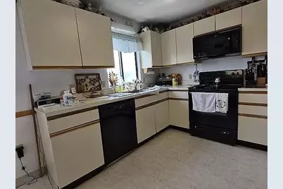 65 Lake Ave #808, Worcester, MA 01604 - Photo 2