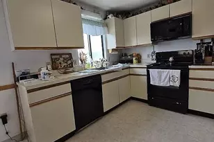 65 Lake Ave, Worcester, MA 01604 - Photo 2