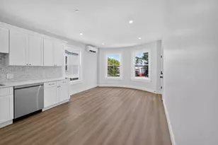 533 Washington St, Boston, MA 02124 - Photo 2
