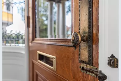 8 Centervale Park, Boston, MA 02124 - Photo 6