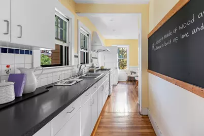 8 Centervale Park, Boston, MA 02124 - Photo 14