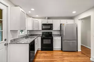4 Niles Rd, Randolph, MA 02368 - Photo 4