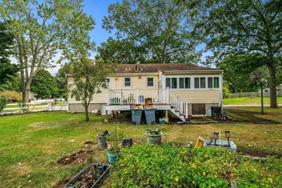 4 Niles Rd, Randolph, MA 02368 - Photo 38