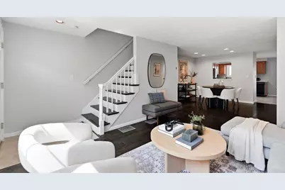 35 Merrymount Rd #3, Quincy, MA 02169 - Photo 4