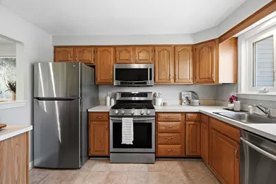 35 Merrymount Rd #3, Quincy, MA 02169 - Photo 8