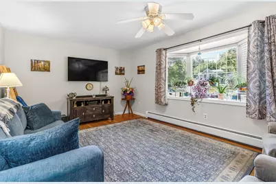 45 Brook St, Easthampton, MA 01027 - Photo 8