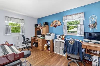 45 Brook St, Easthampton, MA 01027 - Photo 16