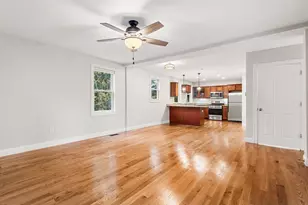 26 Andrew St, Salem, MA 01970 - Photo 8