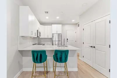 157 Chestnut #203, Chelsea, MA 02150 - Photo 4