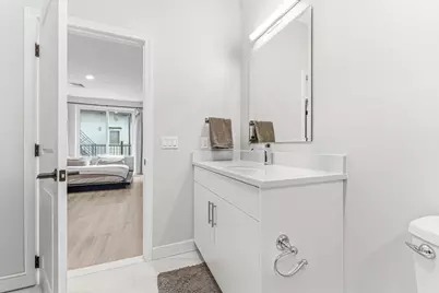 157 Chestnut #203, Chelsea, MA 02150 - Photo 20
