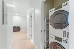 157 Chestnut, Chelsea, MA 02150 - Photo 14