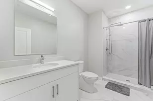 157 Chestnut, Chelsea, MA 02150 - Photo 18