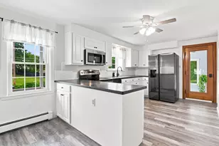 101 Moody St, Bellingham, MA 02019 - Photo 6