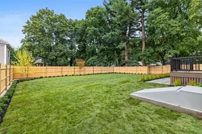 564 Chestnut St, Needham, MA 02492 - Photo 16