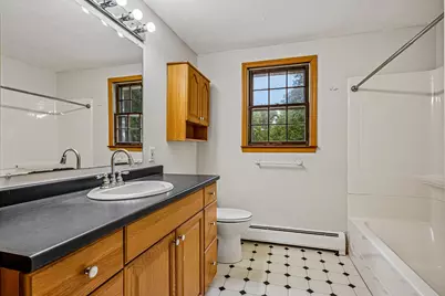 35 Davidson Ave, Merrimack, NH 03054 - Photo 6