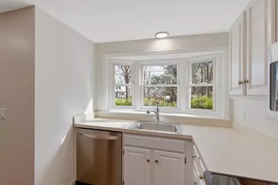 324 Union St - #6, Millis, MA 02054 - Photo 4