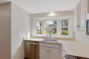 324 Union St, Millis, MA 02054 - Photo 4