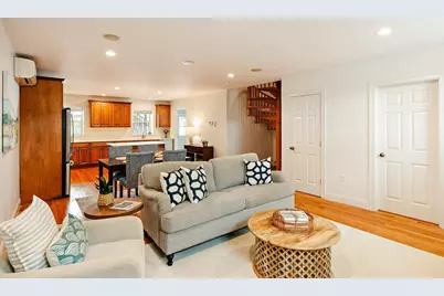 74 Washington St #1, Boston, MA 02129 - Photo 8