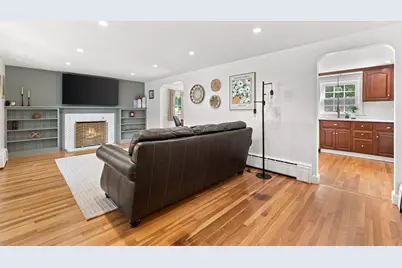 446 Pine St, Weymouth, MA 02190 - Photo 8